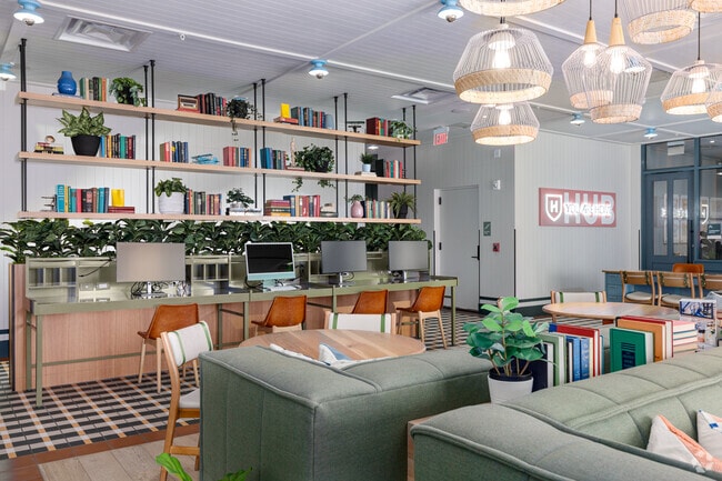 Hub College Park, College Park, MD 20740 - photo 4