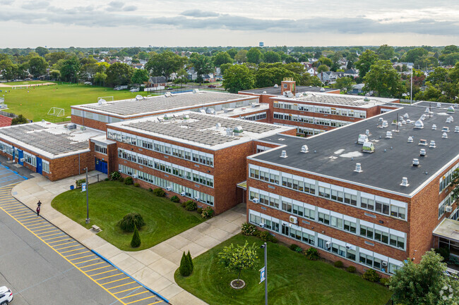 New Hyde Park Memorial High School, Rankings & Reviews - Homes.com