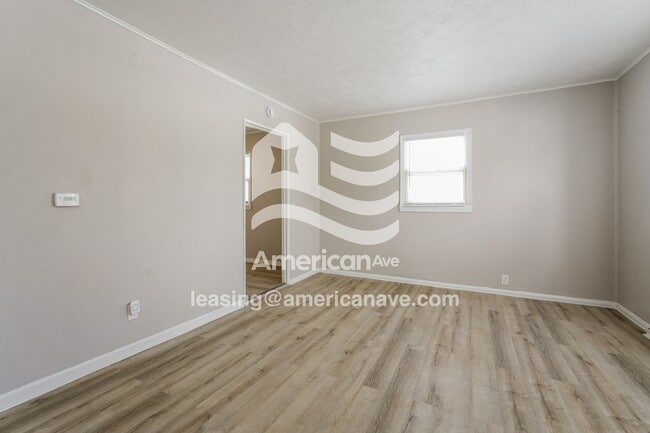 233 N Wellington St, South Bend, IN 46619 - photo 5