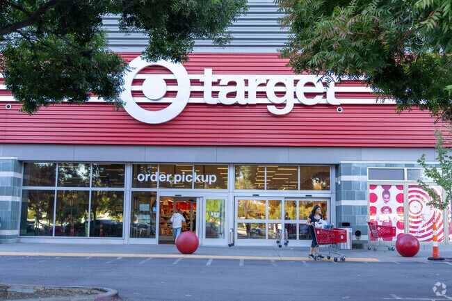 Target at Westfield Oakridge offers Hidden Glen South residents convenient shopping for everyday essentials.​