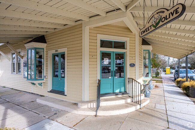 Historic downtown Mandeville offers an inviting mix of coffee shops and diners along charming Lafitte Street.