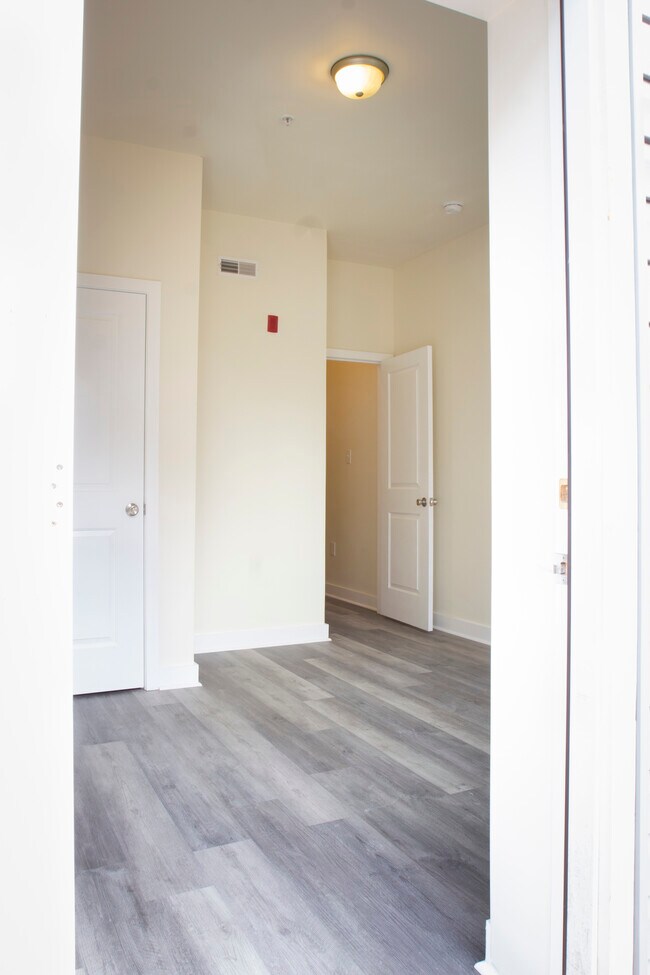 6032 Market St unit 3, Philadelphia, PA 19139 - photo 3