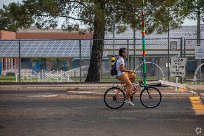 Glenn Street is popular with Keeling bicyclists for it's reduced traffic.