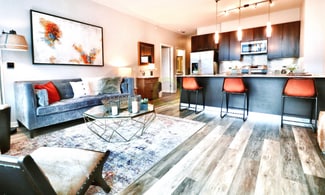 473 W Huron St, Chicago, IL 60654