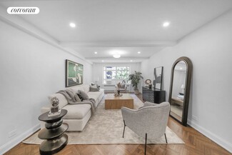 44 E 67th St, New York, NY 10065