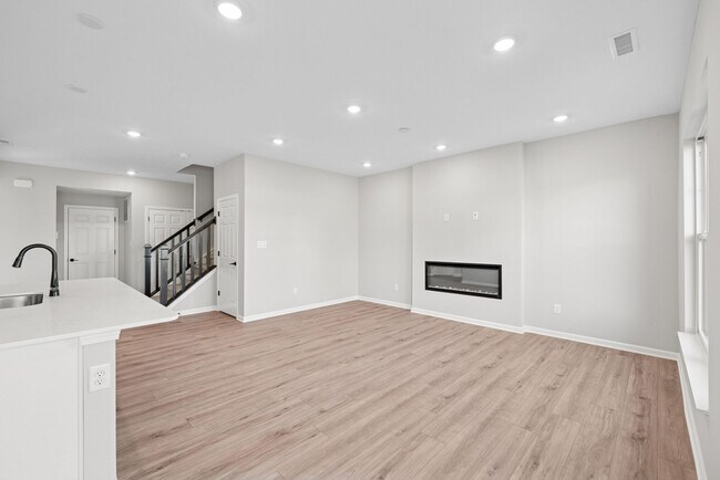 17520 Gruner Way, Westfield, IN 46062 - photo 7