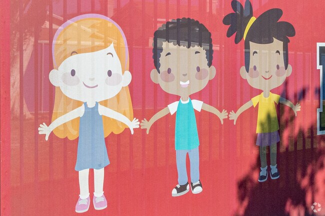 Hayden Elementary School is a great place to meet new friends.