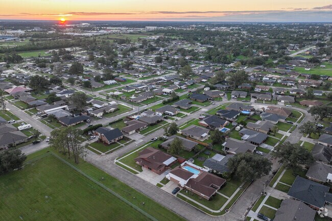 Residents can enjoy the beautiful sunsets in Elysian Park.