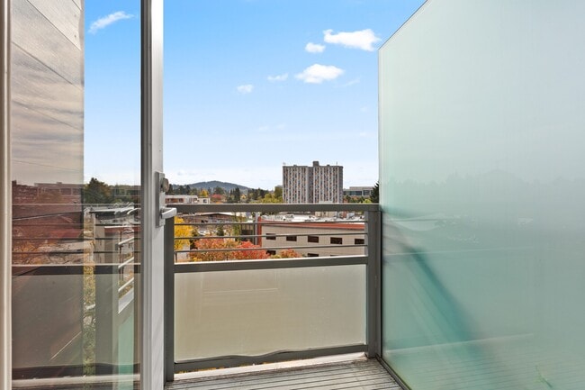 The Beverly, Portland, OR 97213 - photo 6