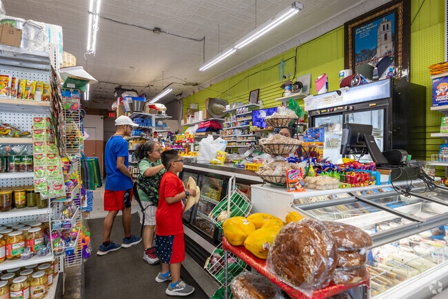 Ayometla Grocery in Fair Haven Heights is a community favorite for fruits and groceries.