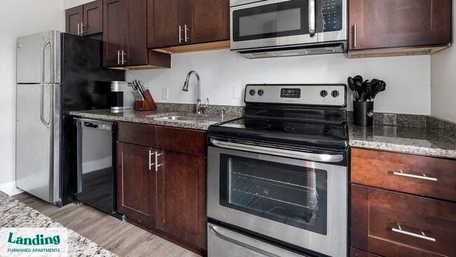 617 W Lexington St unit C6, Baltimore, MD 21201 - photo 5