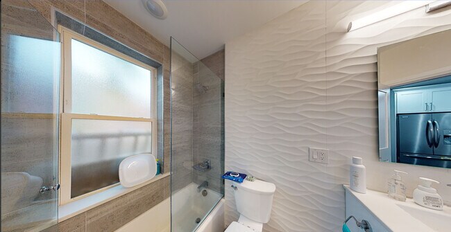 7 Strathmore Rd unit 3, Brookline, MA 02445 - photo 5