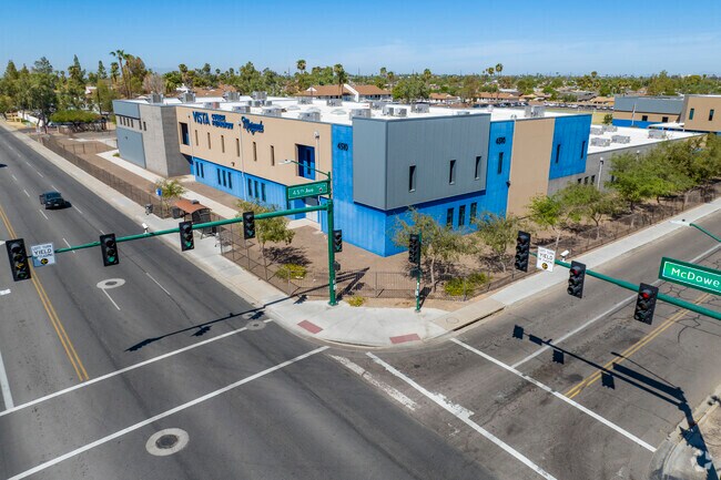 Vista College Prep Maryvale in Phoenix gets a grade of D+ from Niche.com