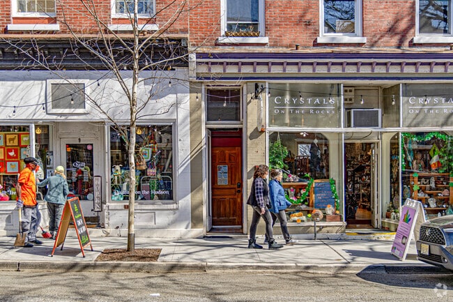 Valley Cottage bustling streetscape promises a rich tapestry of community and commerce.