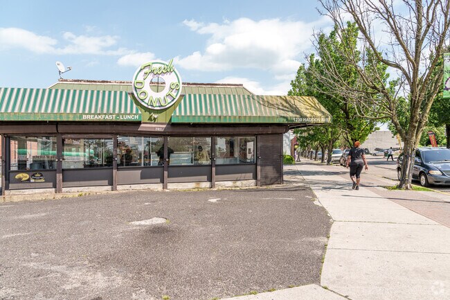 Many Gateway residents make Fresh Donuts a regular morning stop on any given day.
