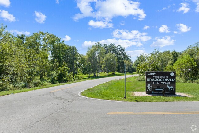 Brazos River County Park spans 80 acres near Holiday Lakes.