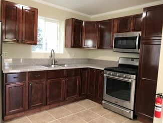 367 Howell Rd Unit 2, Oxnard, CA 93033