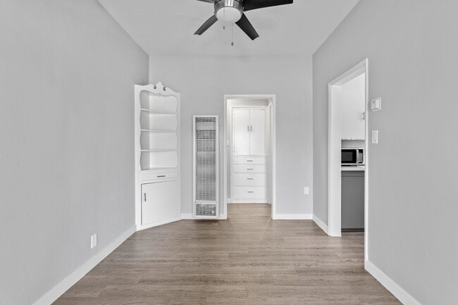 2010 Pine Ave unit 4, Long Beach, CA 90806 - photo 4