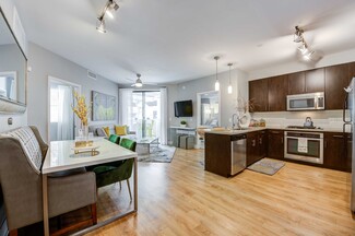 2625 E Camelback Rd, Phoenix, AZ 85016