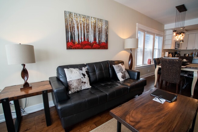 3538 N Hamilton Ave unit 1, Chicago, IL 60618 - photo 7