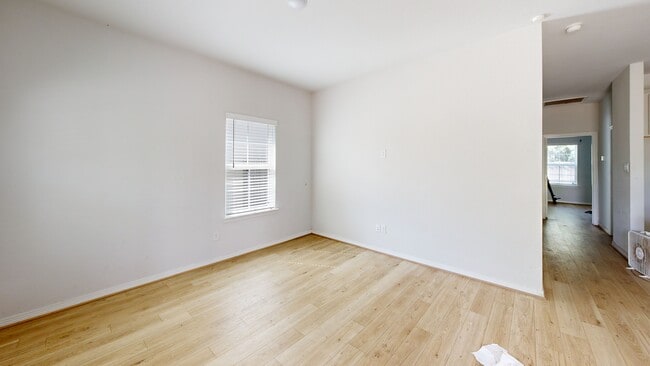 6320 Paris St, Houston, TX 77021 - photo 3