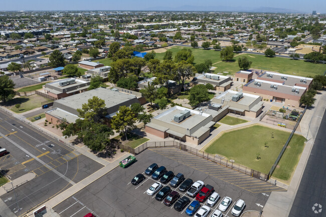 Lindbergh Elementary School is centrally located in Mesa, Arizona.