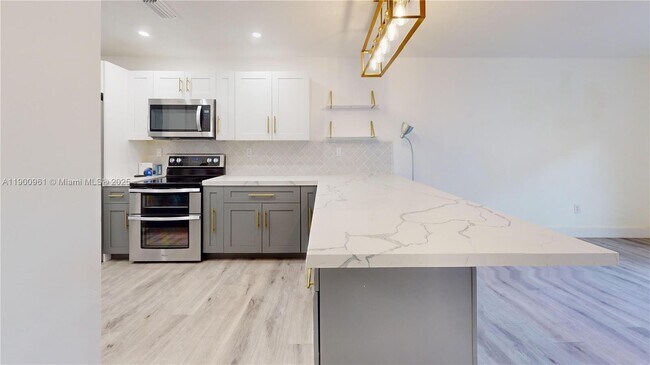 7965 NW 8th St unit 6, Miami, FL 33126 - photo 6