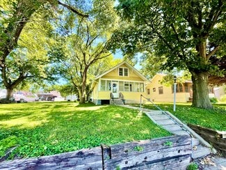 5315 N 26th St, Omaha, NE 68111