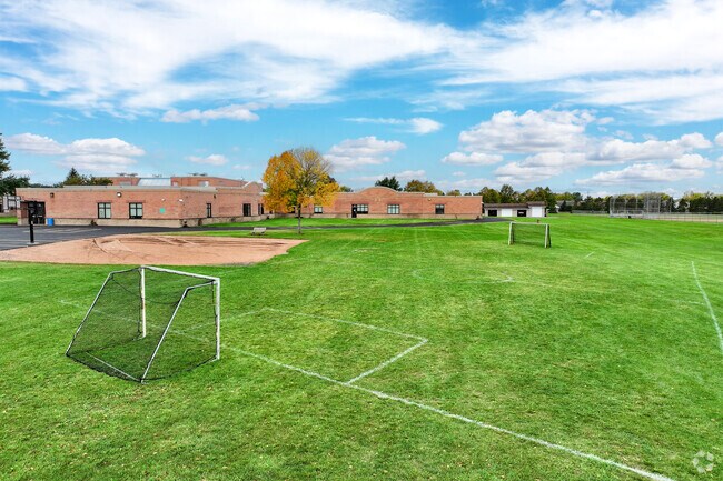 Little Mountain Elementary is ranked above average in Minnesota.