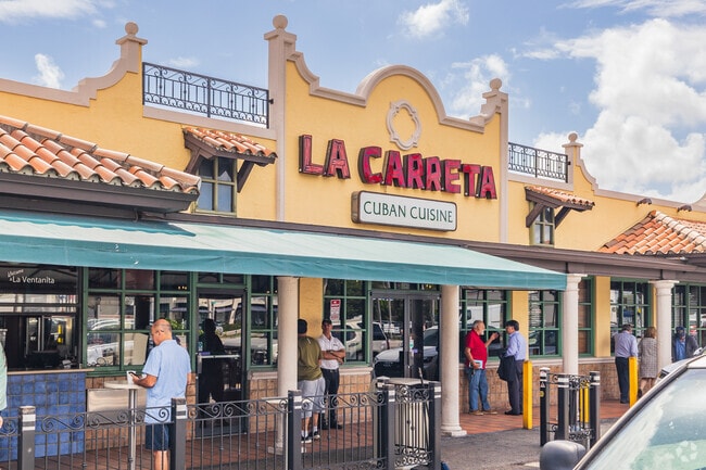 Residents of Olympia Heights, FL, enjoy relaxing restaurants like La Carreta.
