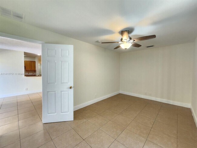 6 Crossings Cir unit H, Boynton Beach, FL 33435 - photo 4