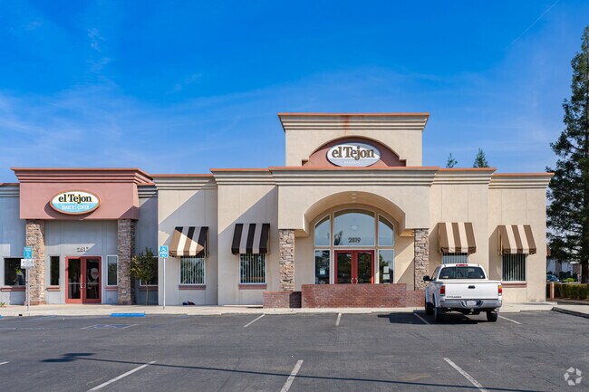 El Tejon Pharmacy is conveniently located for residents of Parkview Estates.