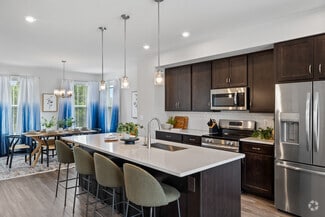 100 Terrace Greene Cir, Barboursville, VA 22923