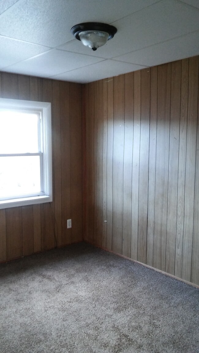 3719 Saint Victor St, Brooklyn, MD 21225 - photo 6