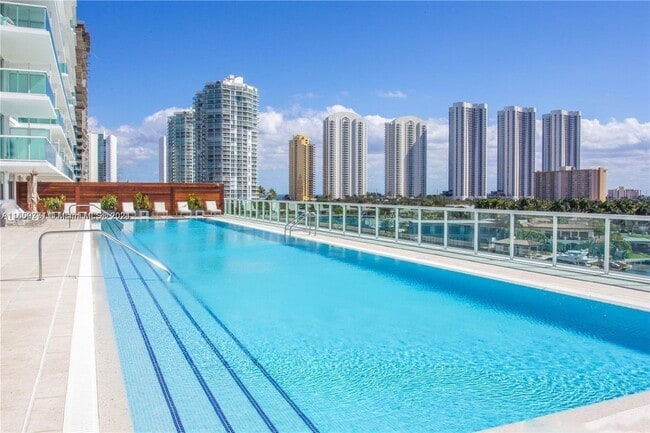 400 Sunny Isles Blvd, Sunny Isles Beach, FL 33160 - photo 5