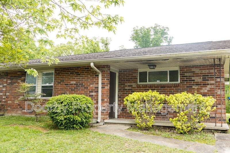 5038 Cameron Ln, Chattanooga, TN 37411 - photo 1