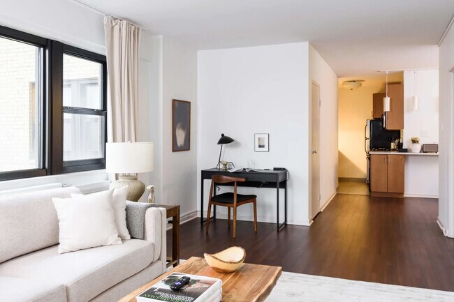 Parc Frontenac, Saint Louis, MO 63108 - photo 4