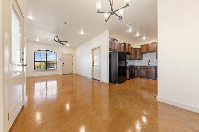 1930 Caspian Trail unit A, Killeen, TX 76548 - photo 3