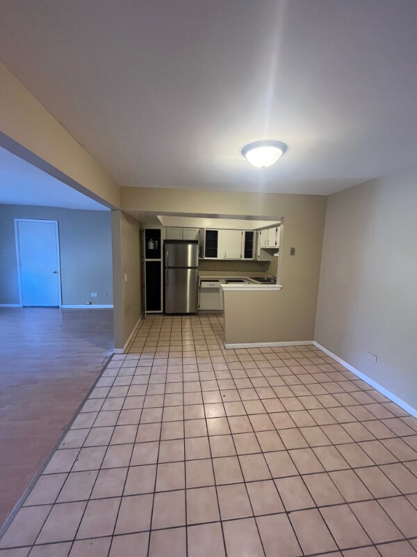 9826 Sayre Ave unit 10, Chicago Ridge, IL 60415 - photo 2