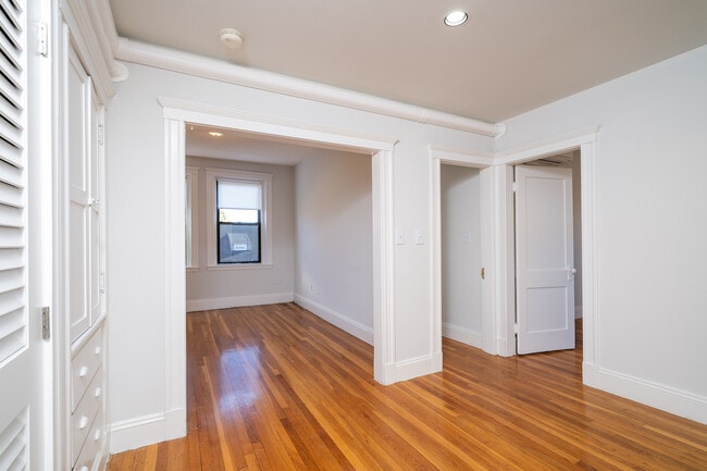 16 Elko St unit 6, Brighton, MA 02135 - photo 4