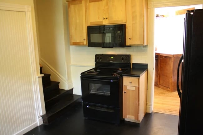 440 E 2nd St, Bloomington, IN 47401 - photo 3