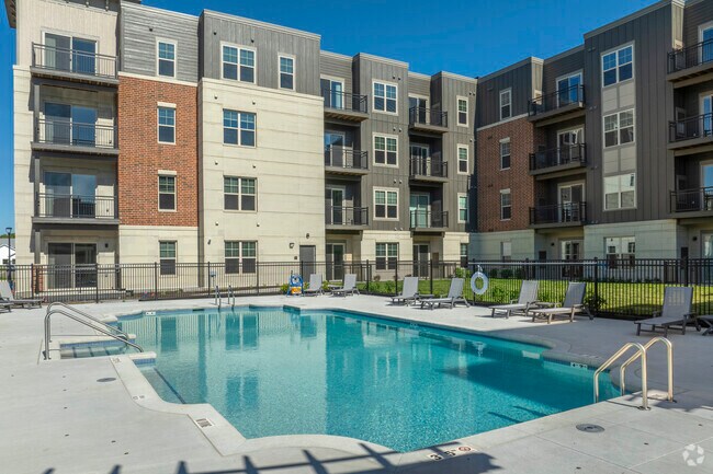 Sugar Creek Commons, Verona, WI 53593 - photo 2