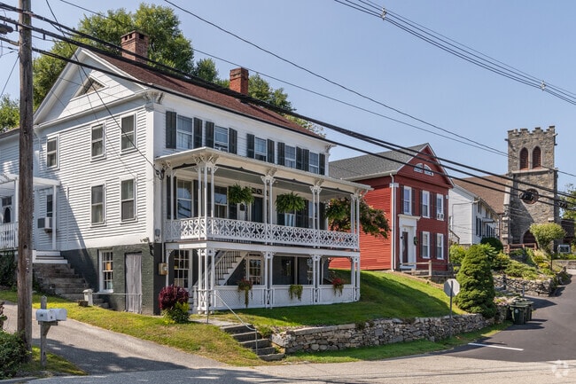 Historic homes line the streets of Yantic.