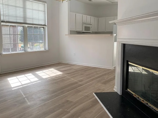 1509 Cove Creek Cir, Norcross, GA 30093 - photo 4