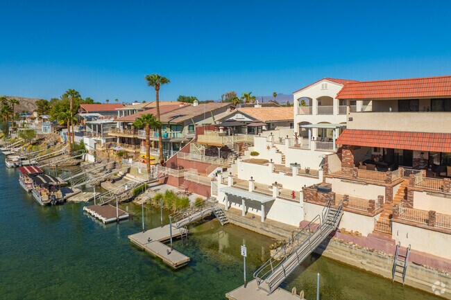 Homes in Bullhead City have a waterfront view, allowing people to pull their boats to their deck