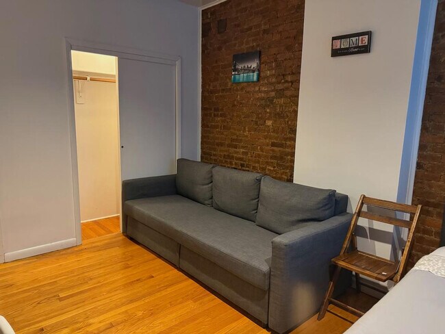 329 E 94th St unit ID1032023P, New York, NY 10128 - photo 3