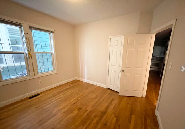733 Parker St unit 1, Roxbury Crossing, MA 02120 - photo 5