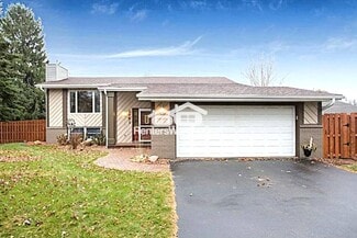 1751 Laurel Ave, Hudson, WI 54016