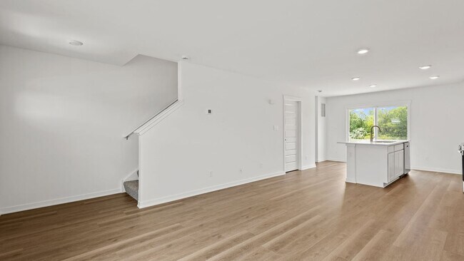 512 Adirondack Ct, Joliet, IL 60436 - photo 5