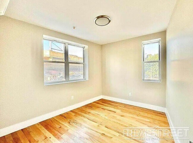 308 Park Ave unit 2, Brooklyn, NY 11205 - photo 4